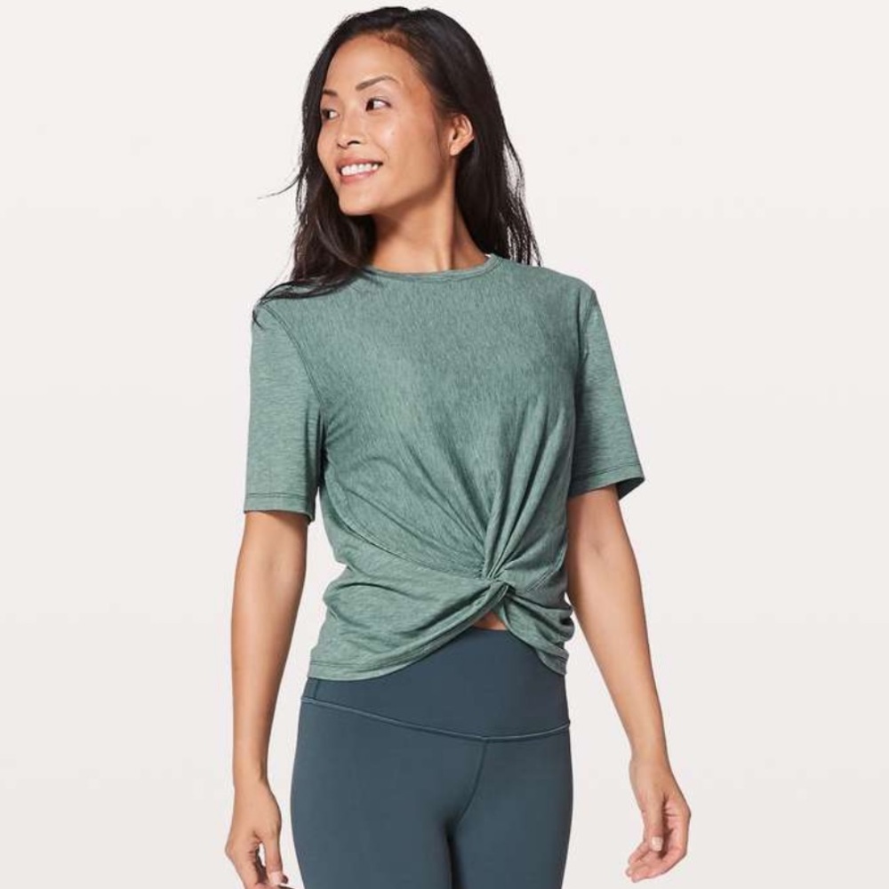 lululemon athletica Green Short Sleeve Tee